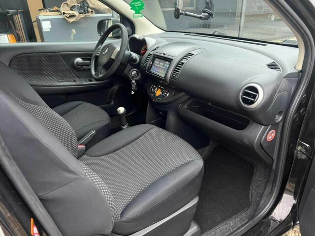 Чорний Ніссан Ноут, об'ємом двигуна 0 л та пробігом 150 тис. км за 5500 $, фото 9 на Automoto.ua