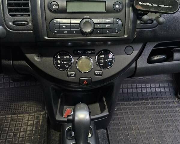 Ніссан Ноут 2006 у Києві на Automoto.ua Чорний Ніссан Ноут, об'ємом двигуна 1.6 л та пробігом 226 тис. км за 6000 $, фото 15 на Automoto.ua