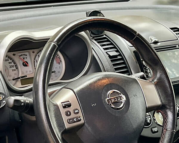 Черный Ниссан Ноут, объемом двигателя 1.6 л и пробегом 172 тыс. км за 5800 $, фото 17 на Automoto.ua