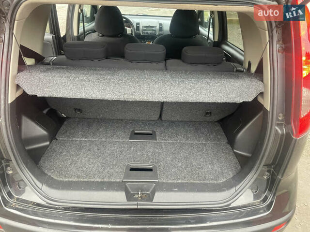 Черный Ниссан Ноут, объемом двигателя 1.4 л и пробегом 235 тыс. км за 4900 $, фото 17 на Automoto.ua