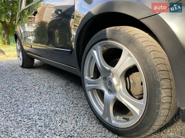 Черный Ниссан Ноут, объемом двигателя 1.6 л и пробегом 240 тыс. км за 5450 $, фото 2 на Automoto.ua