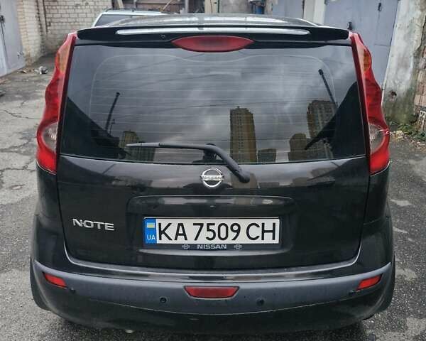 Ніссан Ноут 2006 у Києві на Automoto.ua Чорний Ніссан Ноут, об'ємом двигуна 1.6 л та пробігом 226 тис. км за 6000 $, фото 3 на Automoto.ua