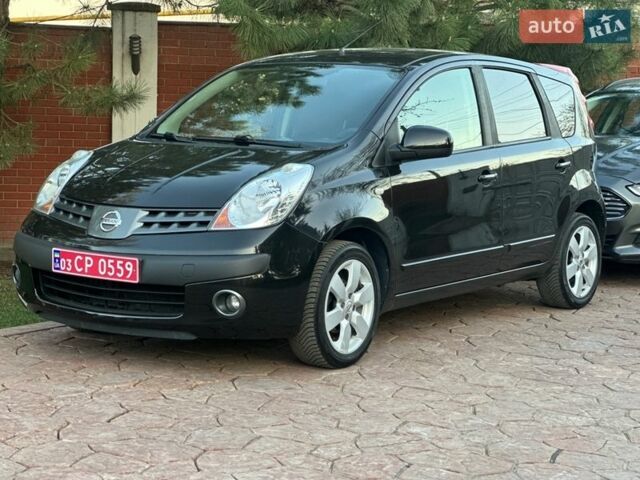 Черный Ниссан Ноут, объемом двигателя 1.6 л и пробегом 167 тыс. км за 5500 $, фото 1 на Automoto.ua