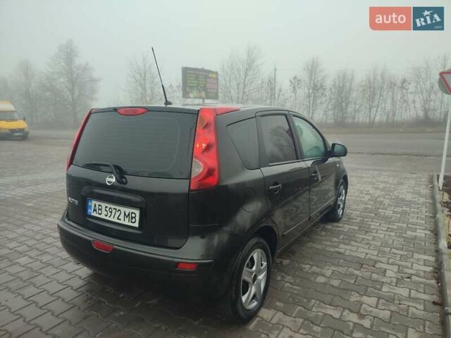 Черный Ниссан Ноут, объемом двигателя 1.39 л и пробегом 210 тыс. км за 4450 $, фото 5 на Automoto.ua
