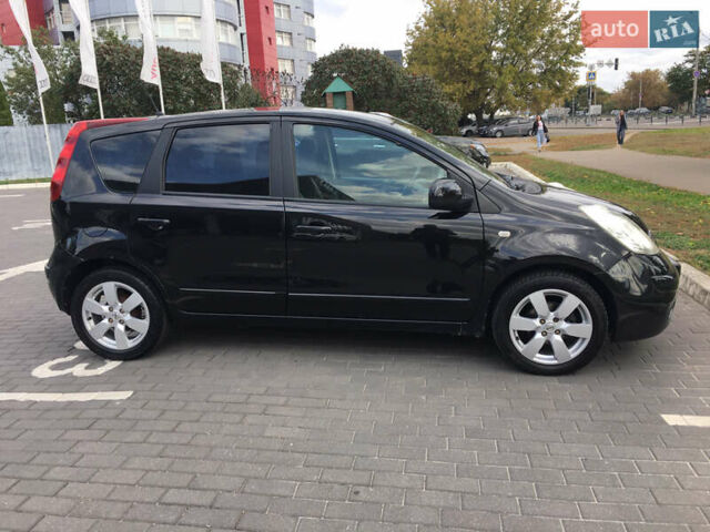 Чорний Ніссан Ноут, об'ємом двигуна 1.6 л та пробігом 157 тис. км за 5600 $, фото 4 на Automoto.ua