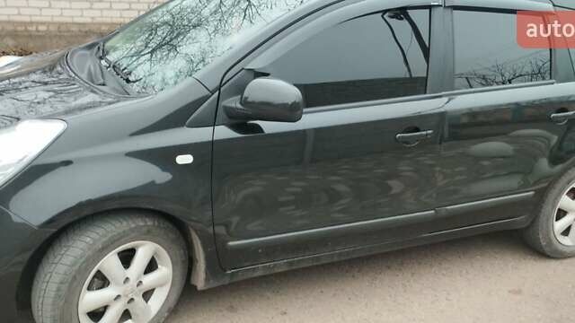 Черный Ниссан Ноут, объемом двигателя 1.39 л и пробегом 242 тыс. км за 5500 $, фото 4 на Automoto.ua