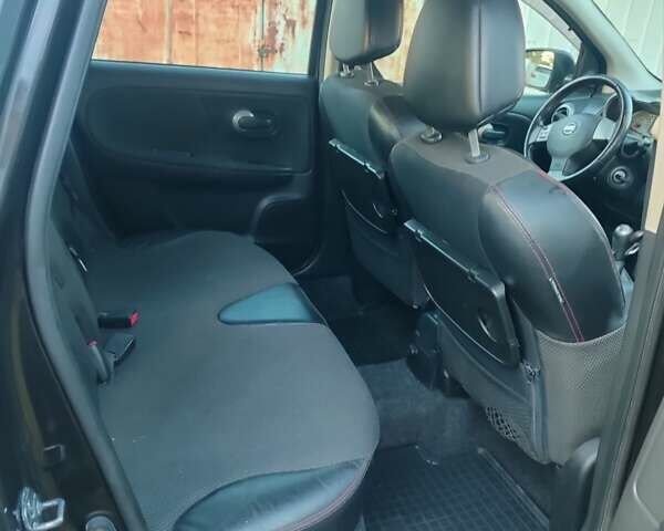 Черный Ниссан Ноут, объемом двигателя 1.6 л и пробегом 110 тыс. км за 4700 $, фото 11 на Automoto.ua