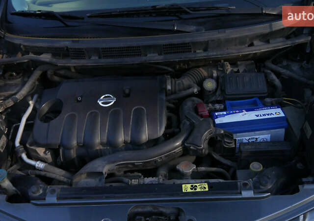 Черный Ниссан Ноут, объемом двигателя 1.6 л и пробегом 212 тыс. км за 6000 $, фото 5 на Automoto.ua