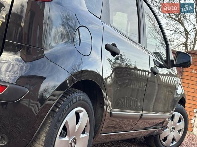 Черный Ниссан Ноут, объемом двигателя 1.6 л и пробегом 200 тыс. км за 6150 $, фото 56 на Automoto.ua