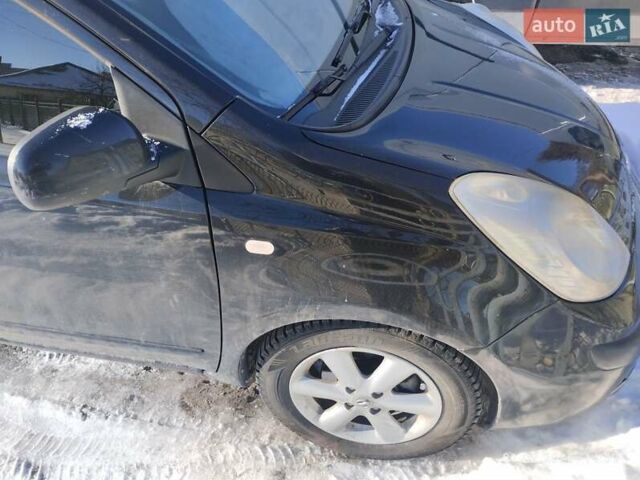 Черный Ниссан Ноут, объемом двигателя 1.46 л и пробегом 207 тыс. км за 4600 $, фото 5 на Automoto.ua