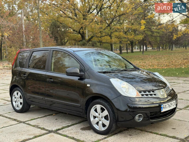 Чорний Ніссан Ноут, об'ємом двигуна 1.6 л та пробігом 157 тис. км за 6800 $, фото 10 на Automoto.ua