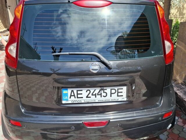 Черный Ниссан Ноут, объемом двигателя 1.4 л и пробегом 300 тыс. км за 4500 $, фото 3 на Automoto.ua