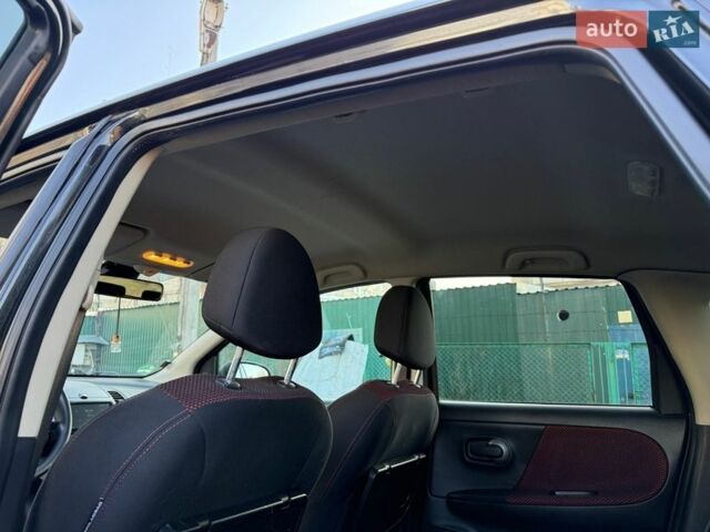 Черный Ниссан Ноут, объемом двигателя 0 л и пробегом 200 тыс. км за 5800 $, фото 17 на Automoto.ua