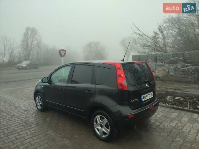 Черный Ниссан Ноут, объемом двигателя 1.39 л и пробегом 210 тыс. км за 4450 $, фото 6 на Automoto.ua