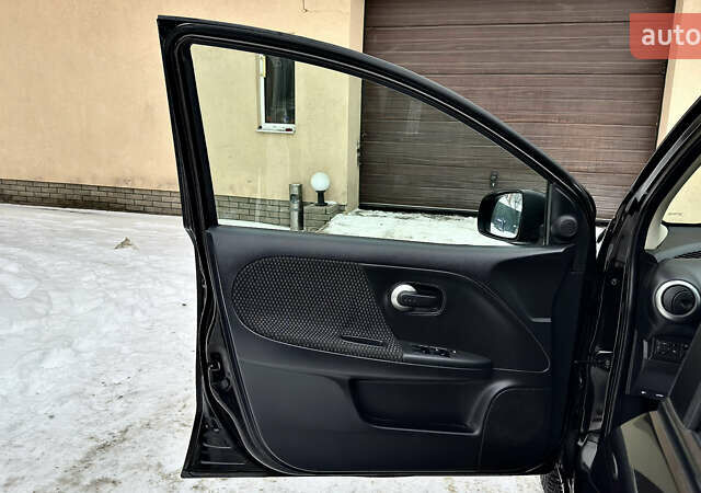 Черный Ниссан Ноут, объемом двигателя 1.4 л и пробегом 156 тыс. км за 5649 $, фото 46 на Automoto.ua