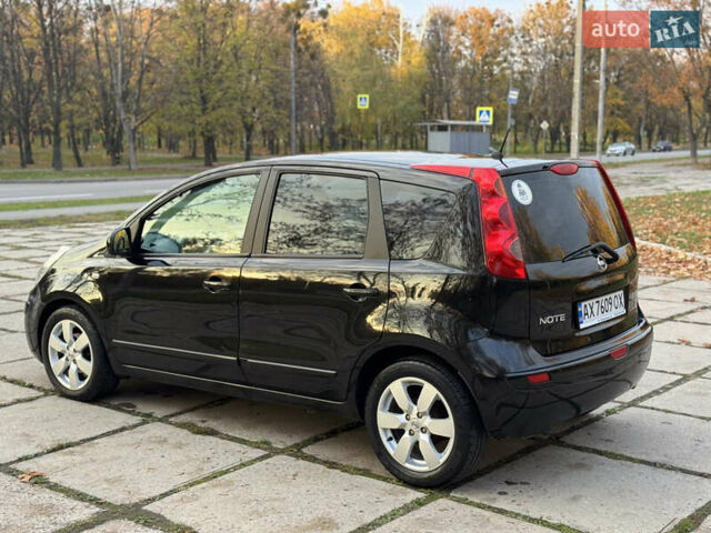 Чорний Ніссан Ноут, об'ємом двигуна 1.6 л та пробігом 157 тис. км за 6800 $, фото 5 на Automoto.ua