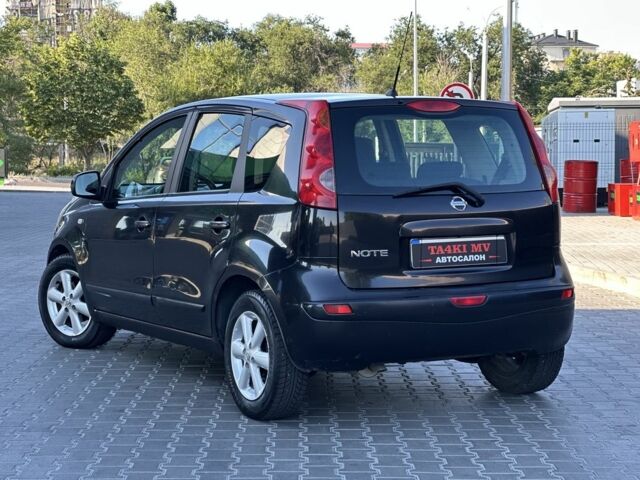 Чорний Ніссан Ноут, об'ємом двигуна 1.6 л та пробігом 97 тис. км за 6500 $, фото 4 на Automoto.ua