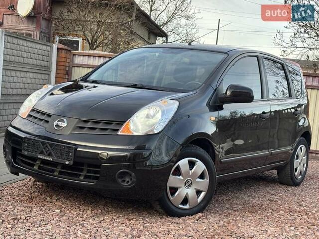 Черный Ниссан Ноут, объемом двигателя 1.6 л и пробегом 200 тыс. км за 6150 $, фото 42 на Automoto.ua