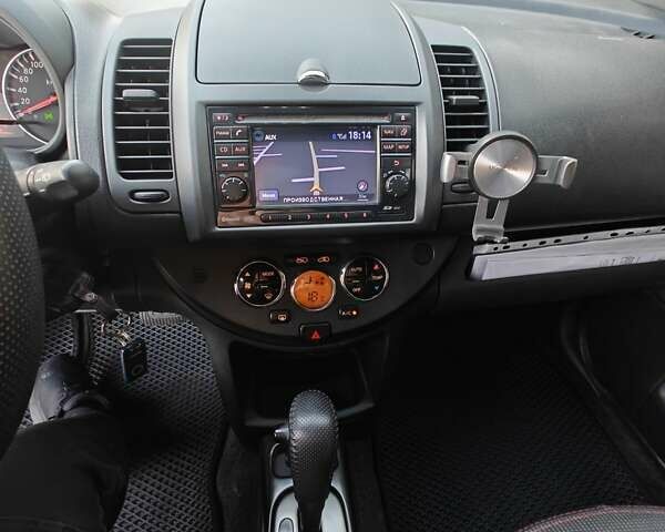 Чорний Ніссан Ноут, об'ємом двигуна 1.6 л та пробігом 240 тис. км за 6999 $, фото 11 на Automoto.ua