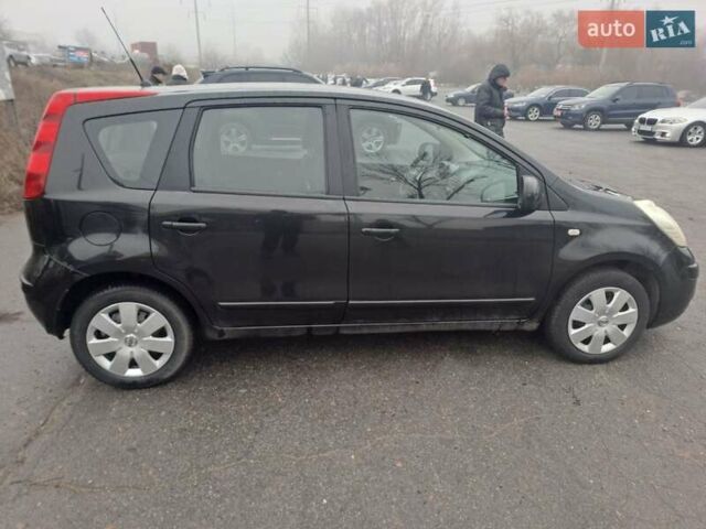 Черный Ниссан Ноут, объемом двигателя 1.4 л и пробегом 186 тыс. км за 5400 $, фото 2 на Automoto.ua