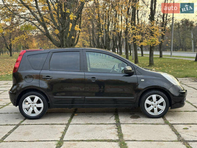 Чорний Ніссан Ноут, об'ємом двигуна 1.6 л та пробігом 157 тис. км за 6800 $, фото 9 на Automoto.ua
