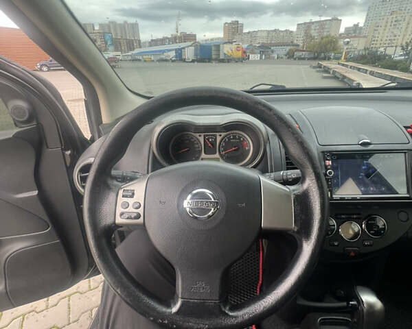 Черный Ниссан Ноут, объемом двигателя 1.6 л и пробегом 191 тыс. км за 5200 $, фото 8 на Automoto.ua