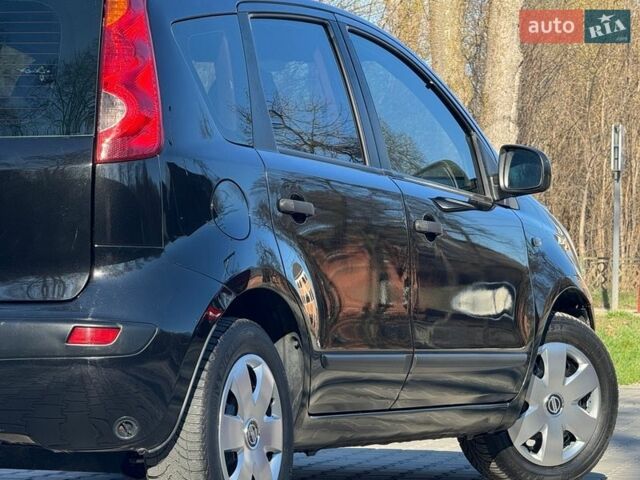 Черный Ниссан Ноут, объемом двигателя 1.6 л и пробегом 200 тыс. км за 5999 $, фото 40 на Automoto.ua