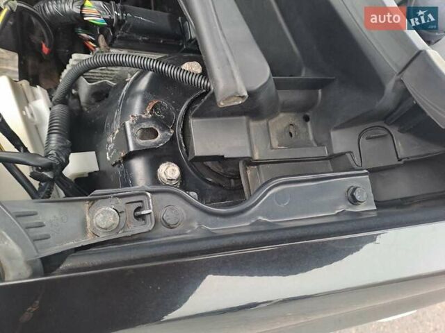 Черный Ниссан Ноут, объемом двигателя 1.4 л и пробегом 186 тыс. км за 5400 $, фото 17 на Automoto.ua