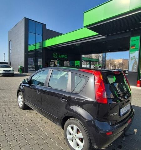 Черный Ниссан Ноут, объемом двигателя 1.39 л и пробегом 181 тыс. км за 5500 $, фото 5 на Automoto.ua
