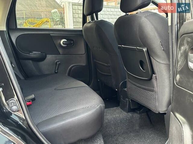 Черный Ниссан Ноут, объемом двигателя 1.6 л и пробегом 200 тыс. км за 6150 $, фото 94 на Automoto.ua