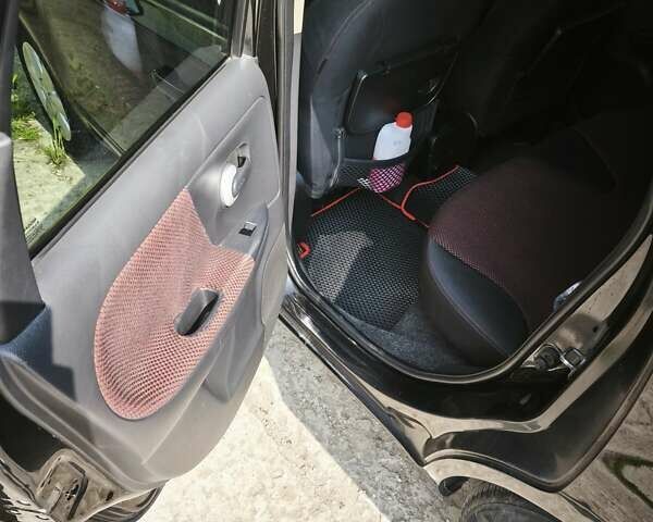 Черный Ниссан Ноут, объемом двигателя 1.6 л и пробегом 157 тыс. км за 5999 $, фото 23 на Automoto.ua