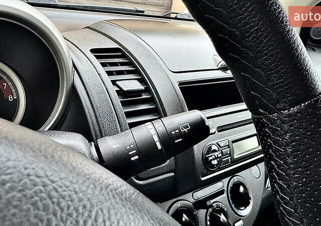 Черный Ниссан Ноут, объемом двигателя 1.4 л и пробегом 156 тыс. км за 5649 $, фото 40 на Automoto.ua