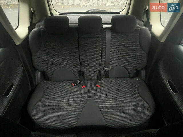 Чорний Ніссан Ноут, об'ємом двигуна 1.6 л та пробігом 192 тис. км за 5690 $, фото 76 на Automoto.ua