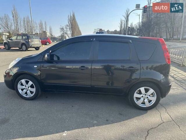 Черный Ниссан Ноут, объемом двигателя 1.6 л и пробегом 180 тыс. км за 4800 $, фото 2 на Automoto.ua