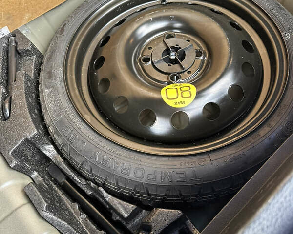Черный Ниссан Ноут, объемом двигателя 1.6 л и пробегом 196 тыс. км за 5799 $, фото 9 на Automoto.ua