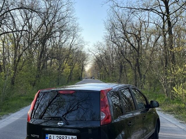 Черный Ниссан Ноут, объемом двигателя 1.5 л и пробегом 247 тыс. км за 5199 $, фото 3 на Automoto.ua