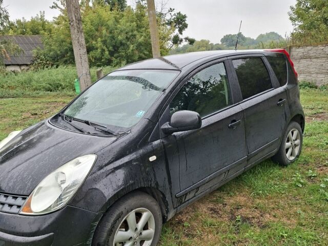 Чорний Ніссан Ноут, об'ємом двигуна 1.4 л та пробігом 220 тис. км за 3208 $, фото 4 на Automoto.ua