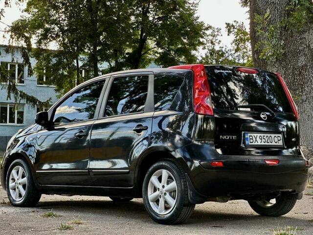 Черный Ниссан Ноут, объемом двигателя 1.5 л и пробегом 210 тыс. км за 4349 $, фото 2 на Automoto.ua