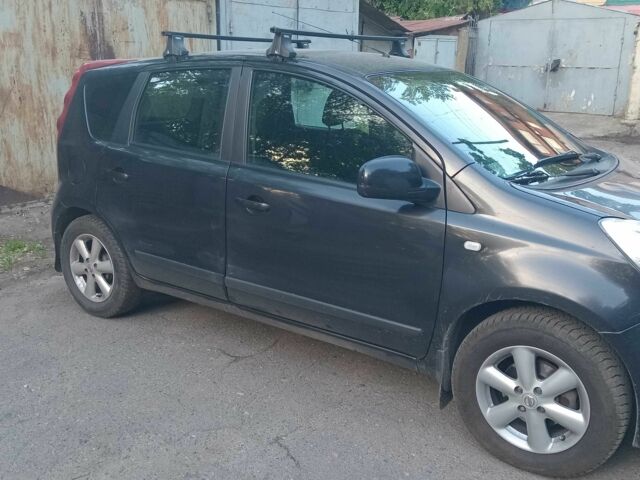 Черный Ниссан Ноут, объемом двигателя 1.4 л и пробегом 106 тыс. км за 5900 $, фото 2 на Automoto.ua