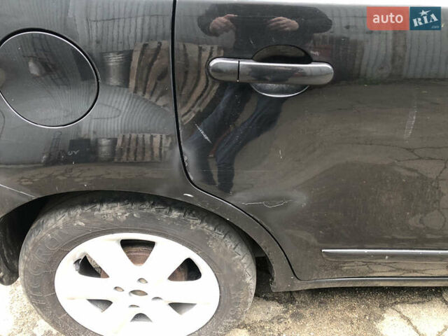 Черный Ниссан Ноут, объемом двигателя 1.6 л и пробегом 370 тыс. км за 5800 $, фото 7 на Automoto.ua