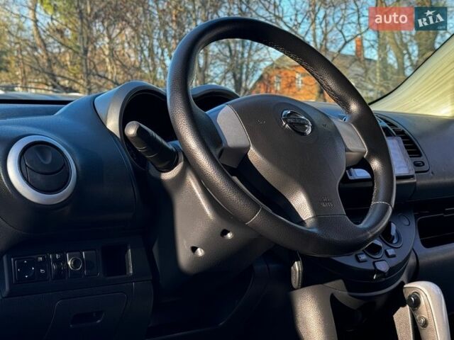 Черный Ниссан Ноут, объемом двигателя 1.6 л и пробегом 200 тыс. км за 5999 $, фото 58 на Automoto.ua