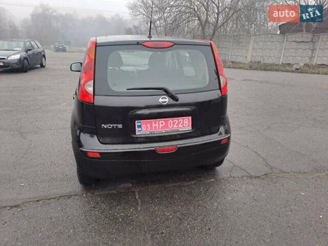 Черный Ниссан Ноут, объемом двигателя 1.4 л и пробегом 186 тыс. км за 5400 $, фото 1 на Automoto.ua