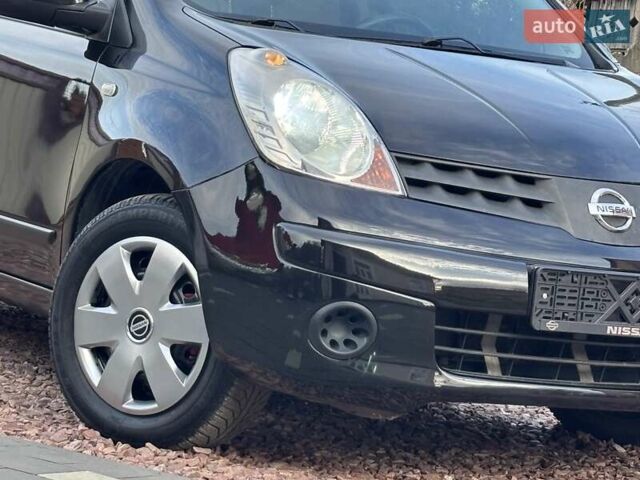 Черный Ниссан Ноут, объемом двигателя 1.6 л и пробегом 200 тыс. км за 6150 $, фото 22 на Automoto.ua