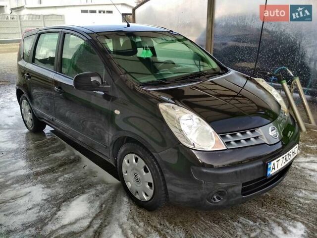 Черный Ниссан Ноут, объемом двигателя 1.5 л и пробегом 240 тыс. км за 5150 $, фото 4 на Automoto.ua