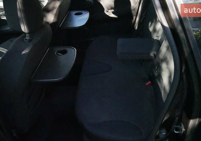 Черный Ниссан Ноут, объемом двигателя 1.6 л и пробегом 212 тыс. км за 6000 $, фото 8 на Automoto.ua