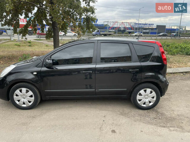 Чорний Ніссан Ноут, об'ємом двигуна 1.6 л та пробігом 195 тис. км за 5200 $, фото 5 на Automoto.ua