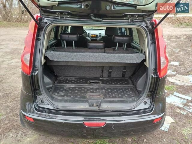 Черный Ниссан Ноут, объемом двигателя 1.6 л и пробегом 221 тыс. км за 5400 $, фото 7 на Automoto.ua