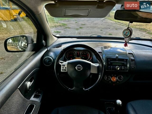 Чорний Ніссан Ноут, об'ємом двигуна 1.5 л та пробігом 211 тис. км за 3777 $, фото 35 на Automoto.ua
