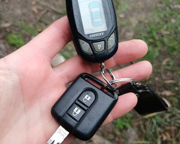 Черный Ниссан Ноут, объемом двигателя 1.6 л и пробегом 221 тыс. км за 5400 $, фото 17 на Automoto.ua