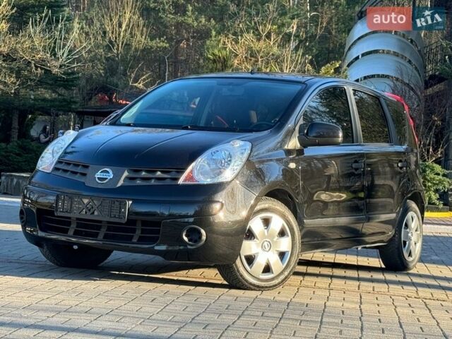 Черный Ниссан Ноут, объемом двигателя 1.6 л и пробегом 200 тыс. км за 5999 $, фото 19 на Automoto.ua